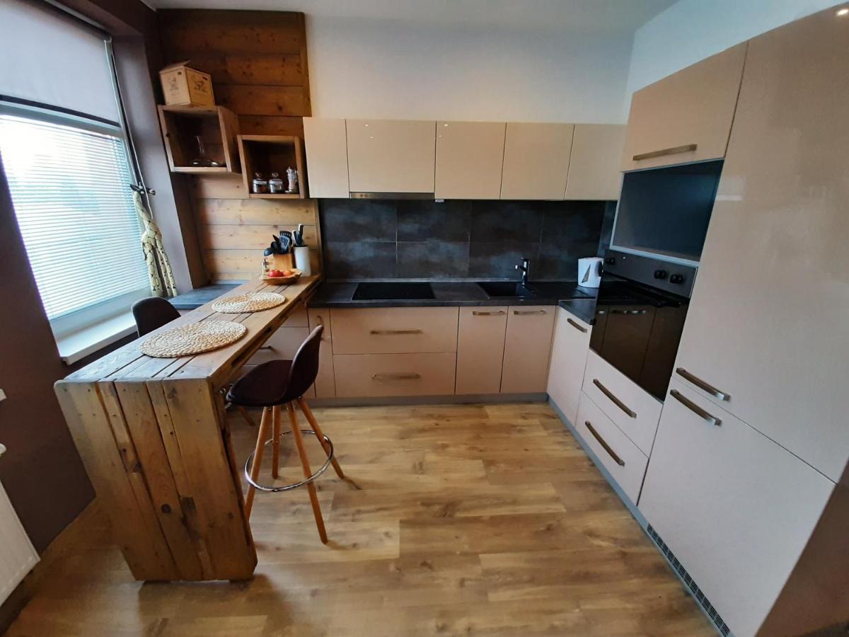 Appartamento Apartmán Cà Fam Liptovský Mikuláš Esterno foto