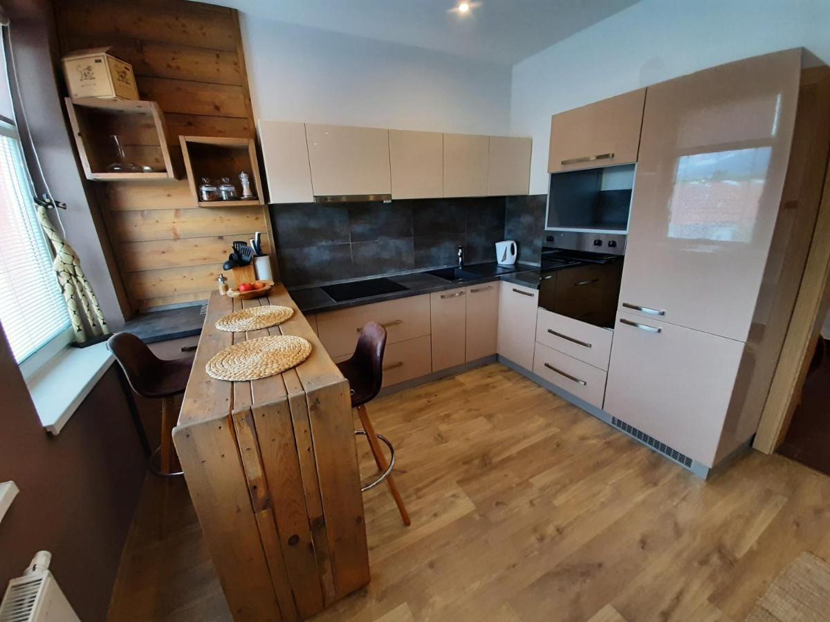 Appartamento Apartmán Cà Fam Liptovský Mikuláš Esterno foto