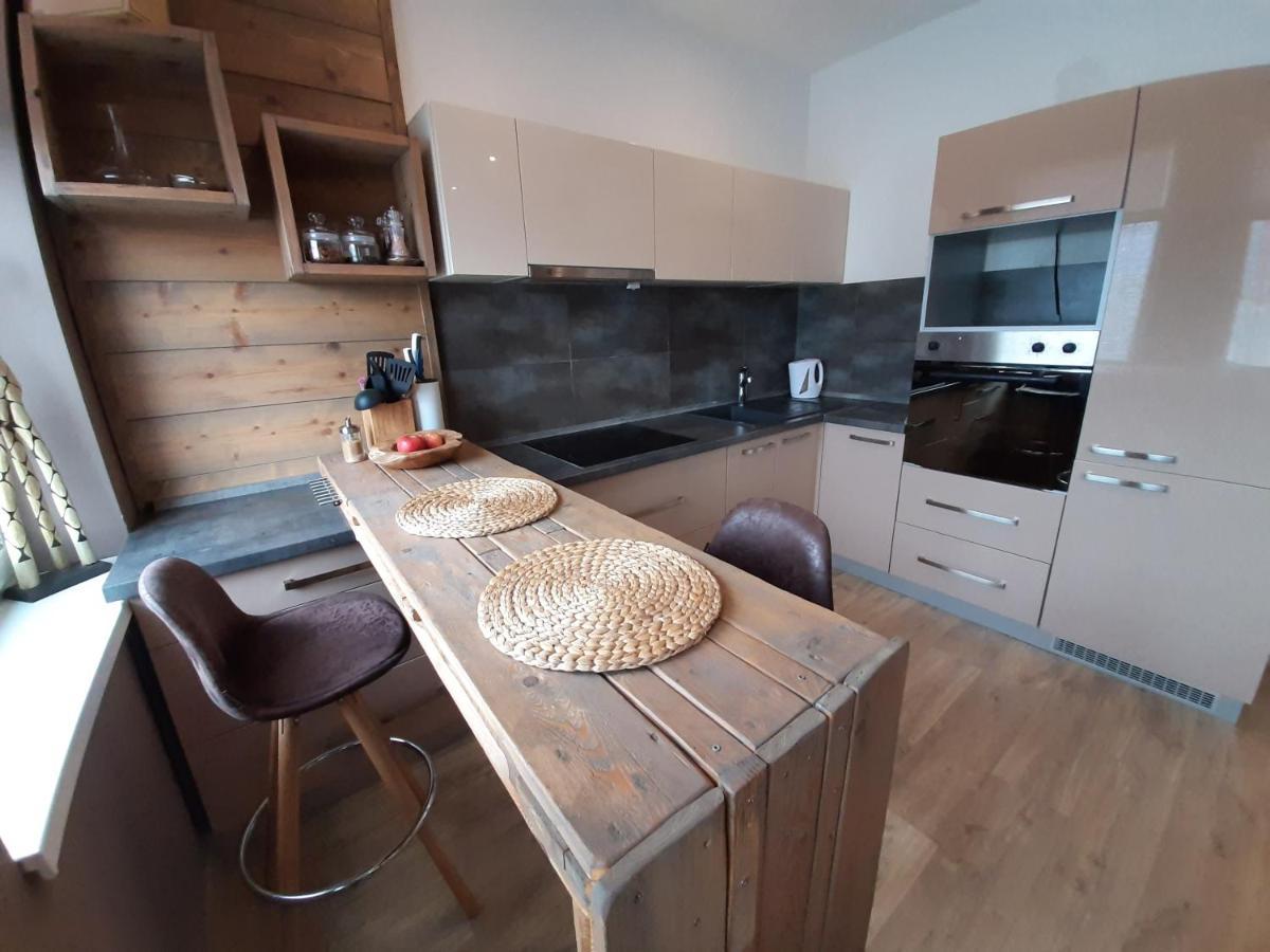 Appartamento Apartmán Cà Fam Liptovský Mikuláš Esterno foto